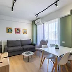 Unique Arlis Apartamento Tirana